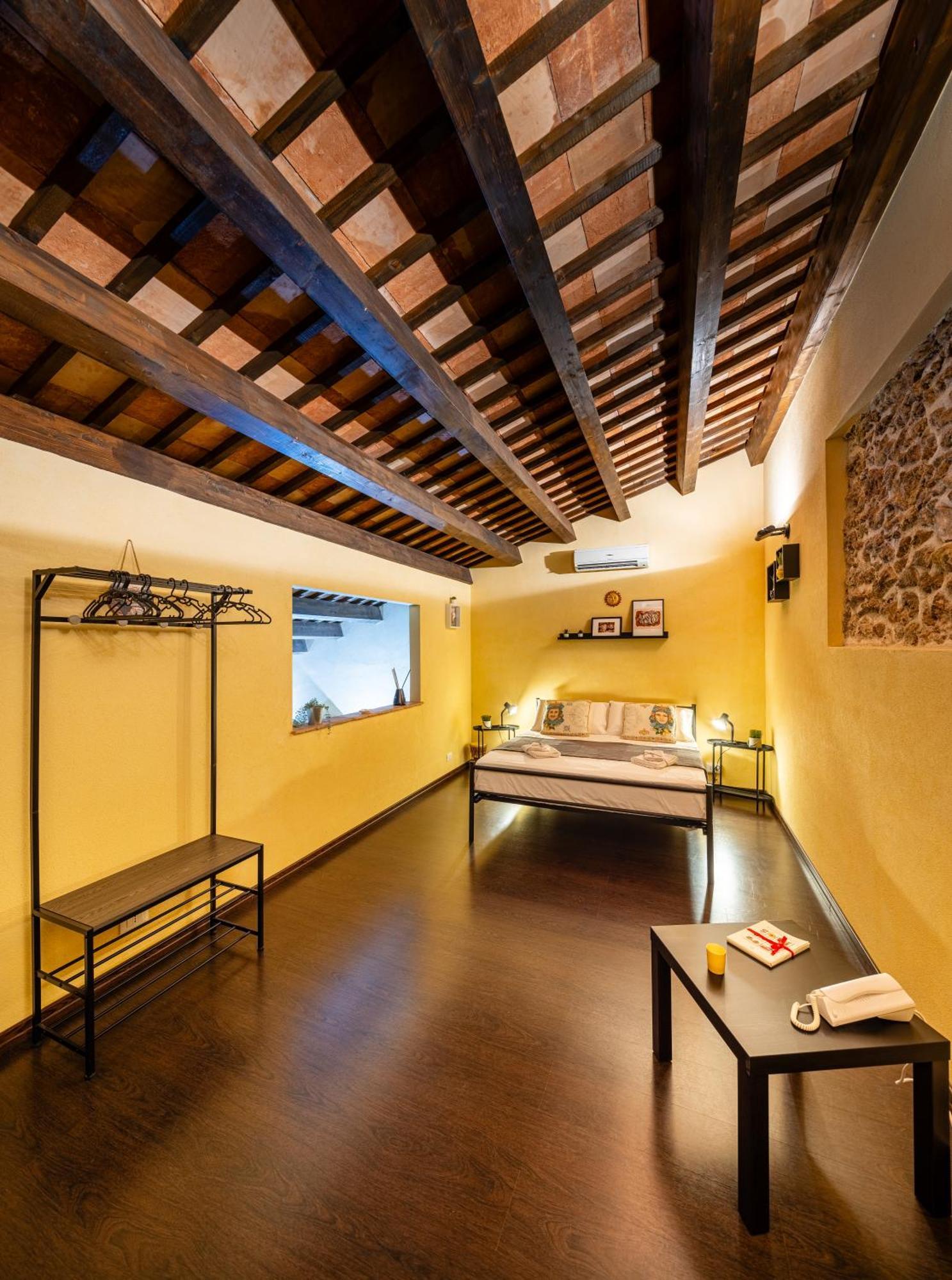 Carmine House Apartment